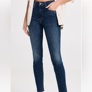 MOTHER denim looker jeans in double trouble 26